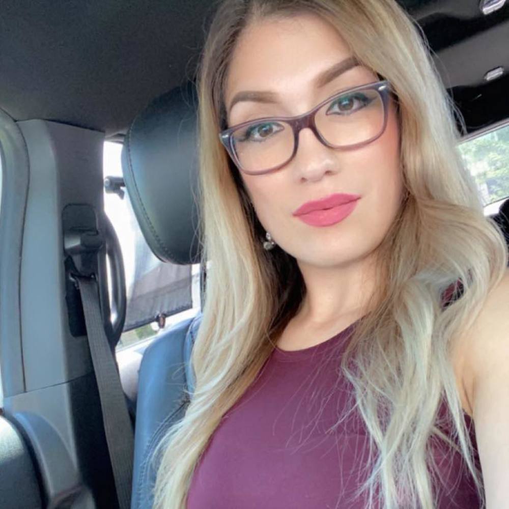 Meet your Posher, Malissa